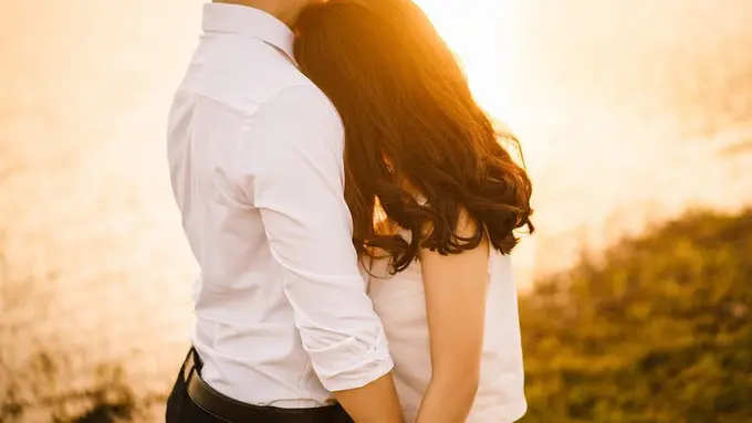 Lupakan Hamish-Raisa, Tiap Pasangan Punya Perjuangannya Sendiri