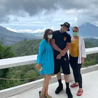 Stefan William dan Ria Andrews (Sumber: Instagram/stefannwilliam)