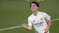 Alvaro Odriozola. Bek kanan asal Spanyol ini didatangkan dari Real Sociedad pada Juli 2018. Pada Januari 2020 dipinjamkan ke Bayern Munich selama setengah musim. Awal musim ini dipulangkan ke Real Madrid dan baru tampil dalam 11 laga di semua ajang kompetisi. (AFP/Jorge Guerrero)