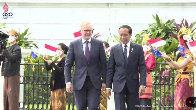 Presiden Jokowi menerima kunjungan PM Australia Anthony Albanese di Istana Bogor, Jawa Barat, Senin (6/6/2022). (Foto: tangkapan layar kanal Youtube Biro Pers Setpres)