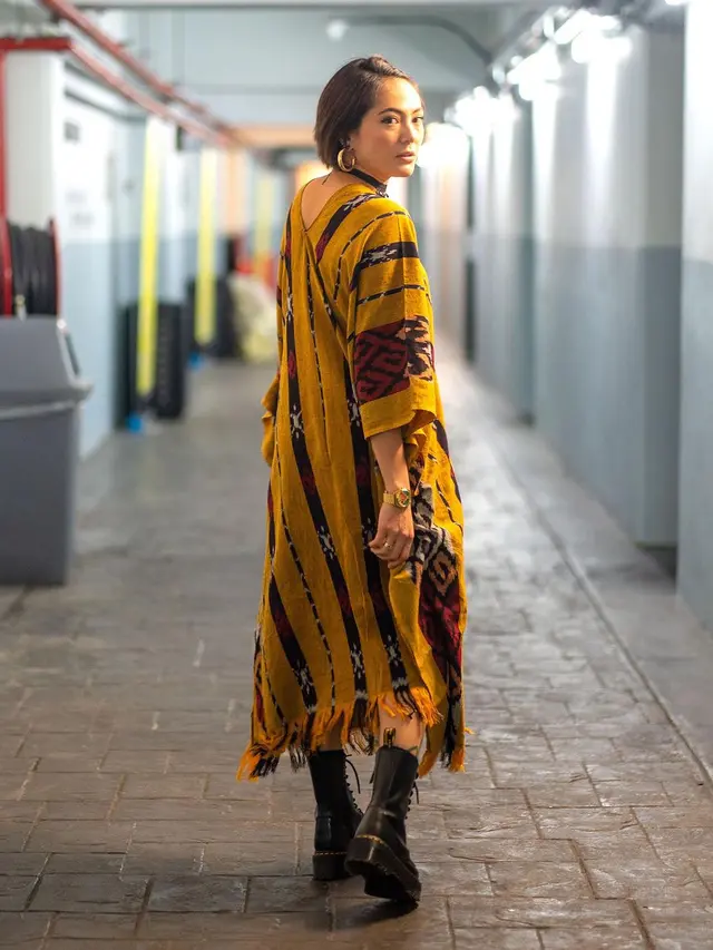 OOTD Poppy Sovia (Instagram/popsovia)