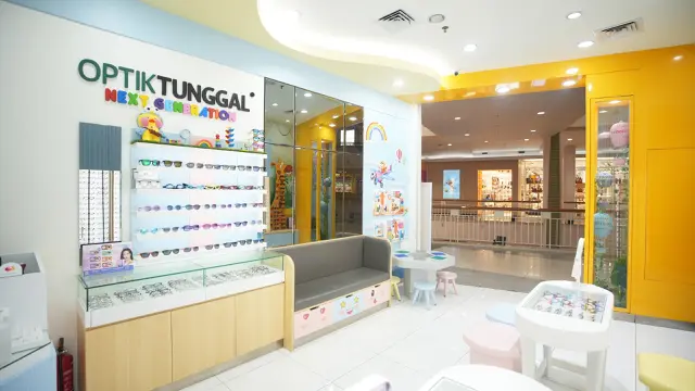 Optik Tunggal menghadirkan Next Generation, optik khusus anak pertama di Asia Tenggara.