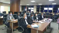 Kuasa hukum Hamim Pou, Hermawi Taslim saat sidang lanjutan uji materi Undang-Undang Nomor 10 Tahun 2016 tentang Pilkada di MK Jakarta, Senin 5 September 2020. (Istimewa)