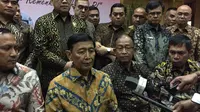 Kondisi Menko Polhukam Wiranto usai dirawat di RSPAD Gatot Subroto pascapenyerangan oleh terduga teroris di Pandeglang, Banten. (Lizsa Egeham/Liputan6.com)