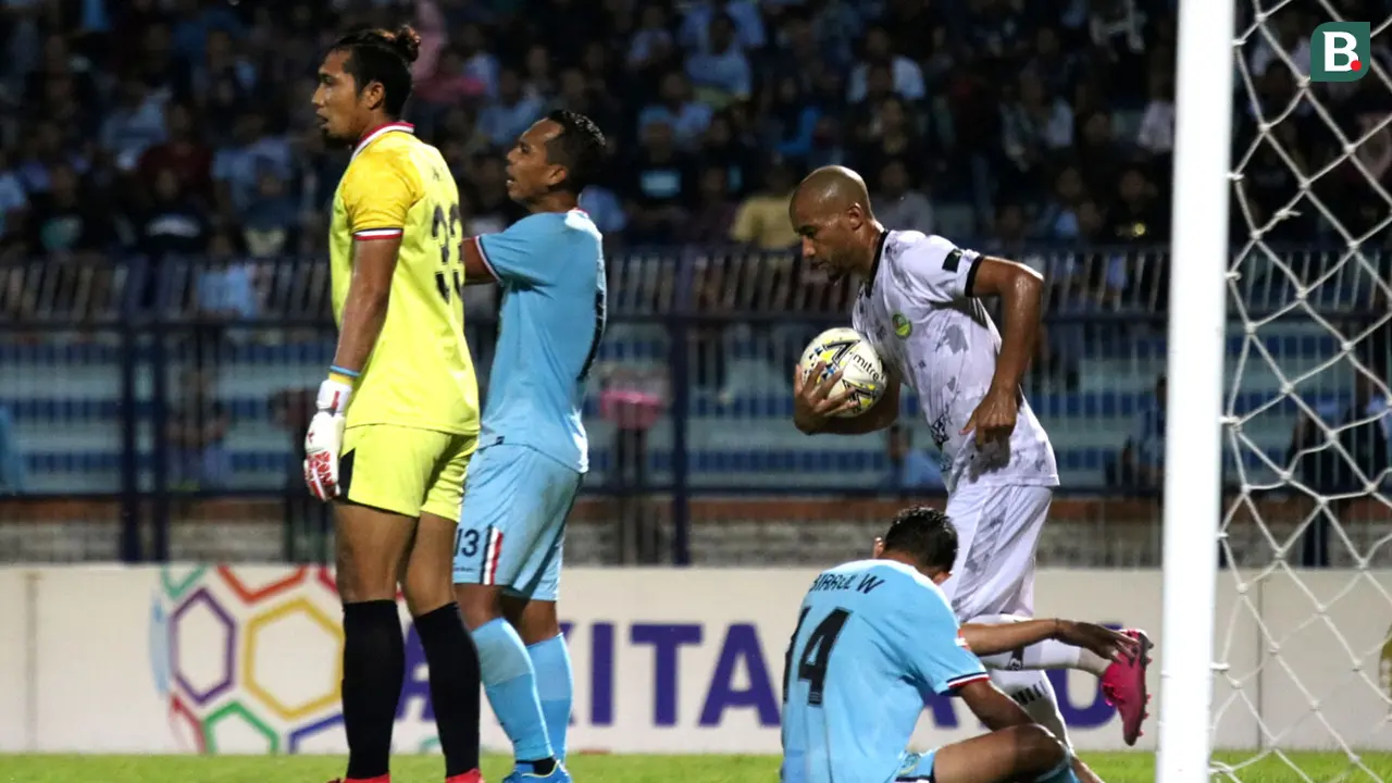 Persela Lamongan vs Tira Persikabo