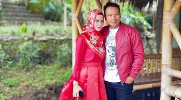 [Bintang] Vicky Prasetyo dan Angel Lelga