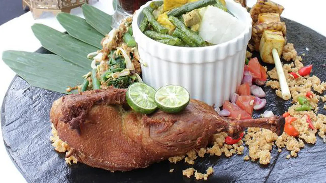 Di Pesta Kesenian Bali (PKB) 2017 selain akan menyajikan berbagai pertunjukan seni dan budaya Bali juga akan ada pesta kuliner.