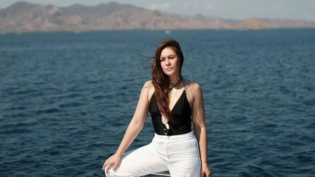 [Bintang] Wulan Guritno