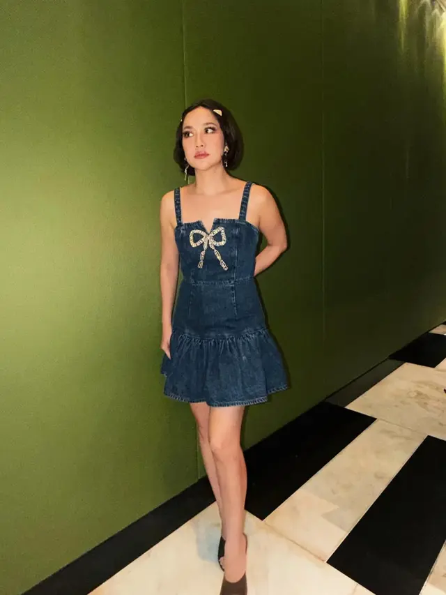 Gaya Imut Bunga Citra Lestari di Perayaan Ultah ke-43 Bareng Keluarga, Tampil Youthful dengan Mini Dress Coquette