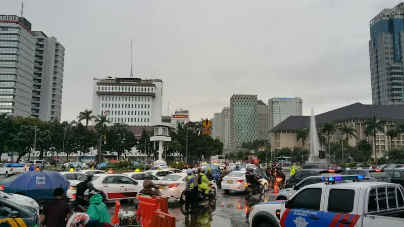 20160322-Demo-Sopir-Taksi-Berakhir-Lalu-Lintas-Monas-Jakarta