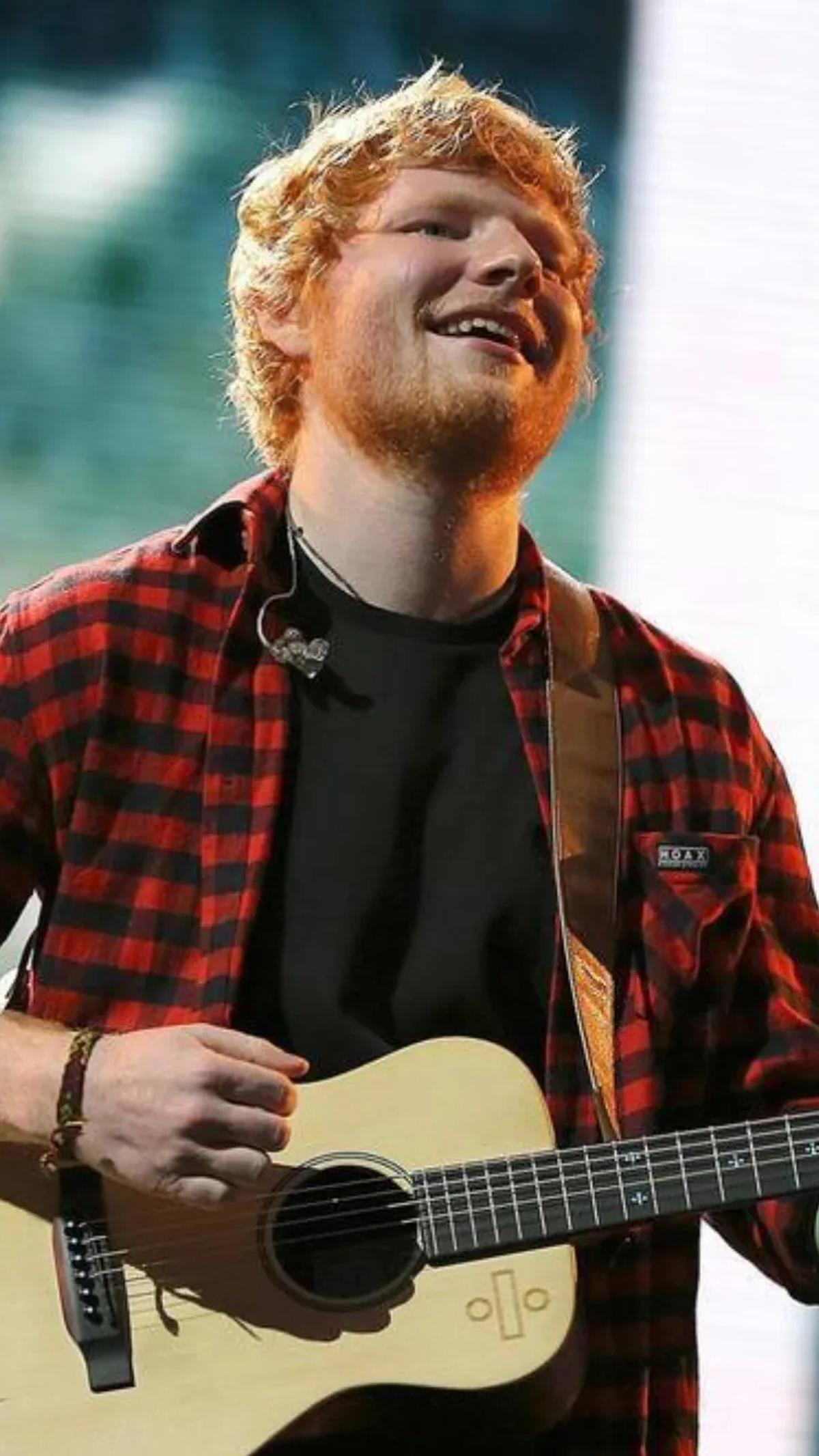 Dengan begitu, Anda siap untuk merayakan malam spektakuler di Stadion Utama Gelora Bung Karno bersama Ed Sheeran dan tamu spesialnya. Selamat menikmati konser!