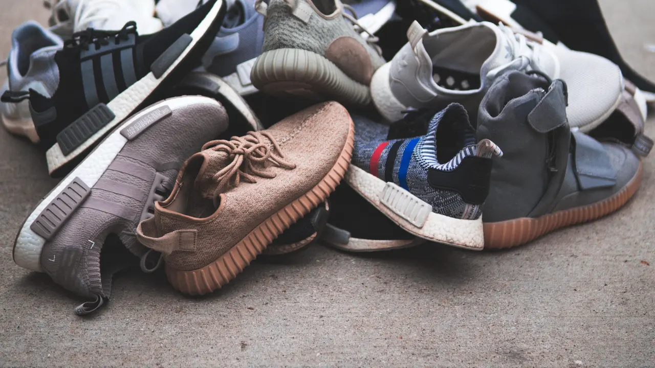sneakers