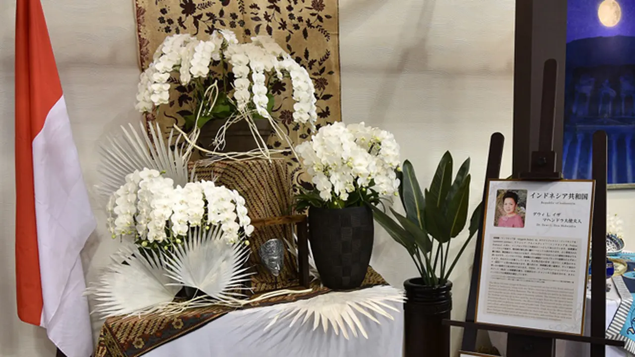 Anggrek Bulan RI Tampil Elegan di Japan Orchid Festival