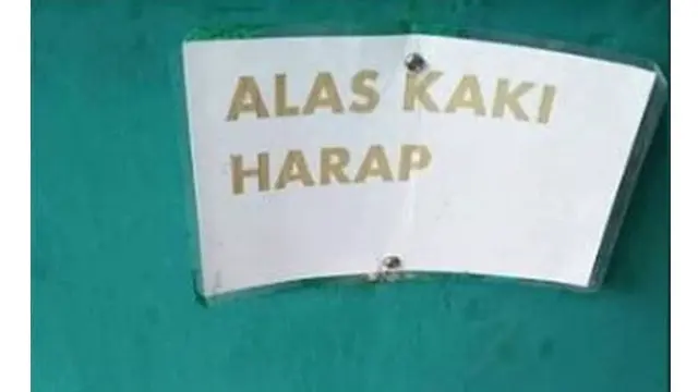 6 Pengumuman Kurang Huruf Ini Sukses Bikin Penasaran