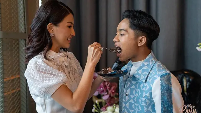 7 Potret Ulang Tahun Betrand Peto yang ke-17 Tahun, Dapat Kado Terindah