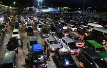 Terjebak Macet di Pelabuhan Merak tapi Kehabisan Tiket Penyeberangan, Ini Solusi Ditawarkan
