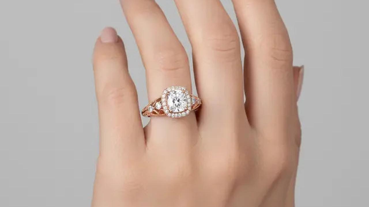 10 Model Cincin Emas 24 Karat 5 Gram Motif Vintage, Cocok untuk Lamaran yang Penuh Makna di 2025