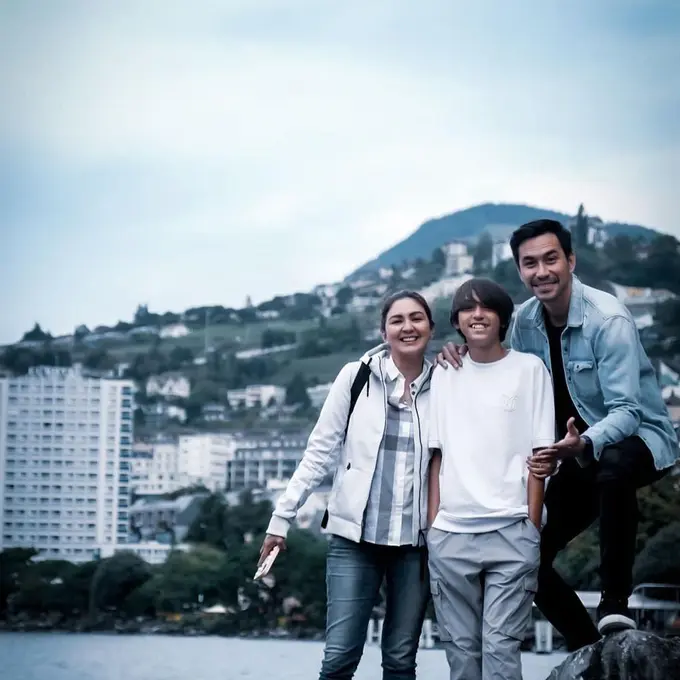 6 Potret Lionel Nathan Sinathrya, Anak Donna Agnesia yang Beranjak Remaja