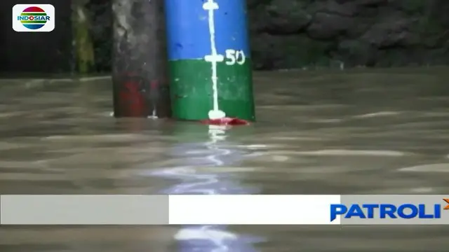 Kali Ciliwung Meluap, Banjir Kembali Rendam Kampung Melayu