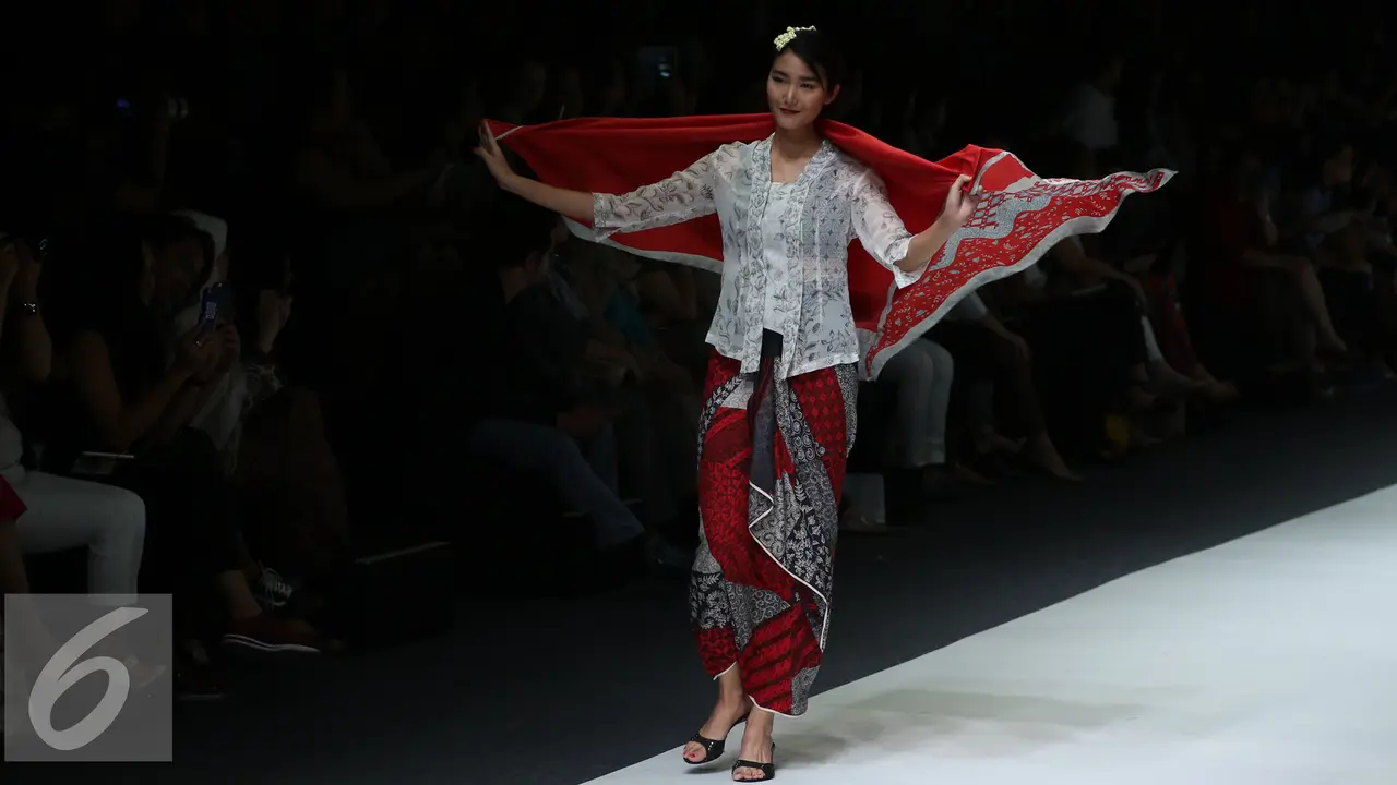 20151029-Jakarta-Fashion-Week-2016-Dominique-Diyose