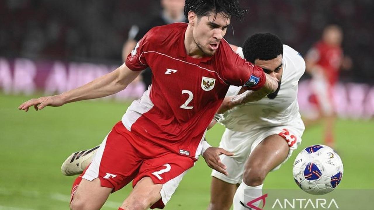 Aksi Solid Kevin Diks Bantu Monchengladbach Imbangi Leverkusen di Bundesliga