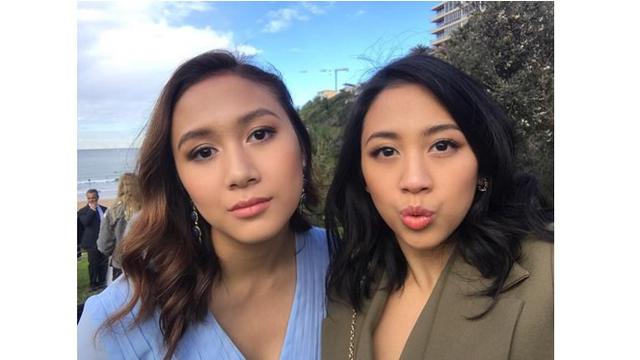 Meski jarang tersorot, kakak adik ini kerap membagikan momen kebersamaan.