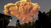 3 Bandara di NTT Tutup karena Gunung Lewotobi Laki-Laki Meletus, Sejumlah Maskapai Batalkan Penerbangan