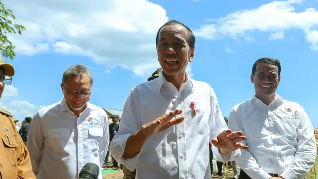 Jokowi.