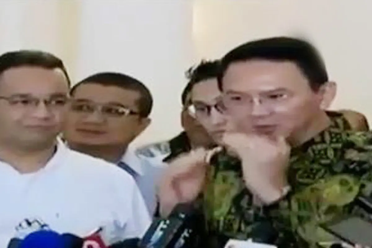 Ahok Kembali Bertugas 