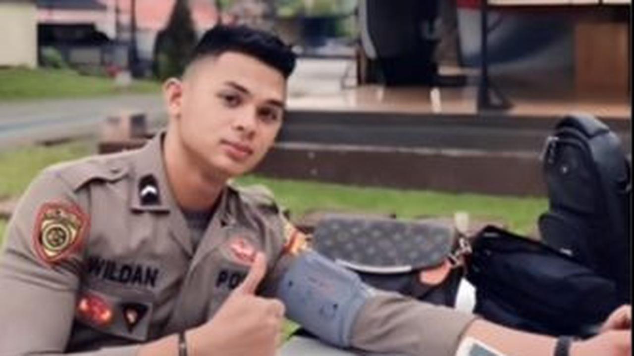 Ketampanan Ramai Disorot, Kaum Hawa Lomba Kenalan