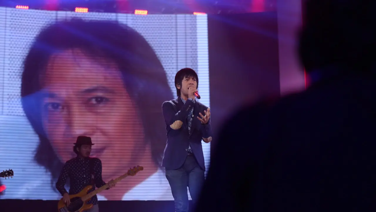 [Bintang] D'Masiv