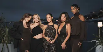 Deretan koleksi sophisticated dari Michael Kors pada Pesta Dinner Cannes Film Festival. [Foto: Michael Kors.dok]