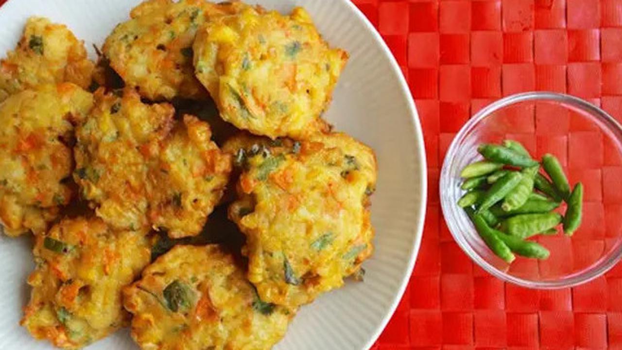 Cara Bikin Bakwan Jagung Renyah dan Tak Ambyar Saat Digoreng Tanpa Tepung Terigu