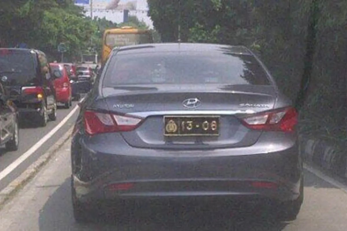 Hyunday Kepolisian Trobos Busway (foto: @masukbusway)