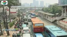 Kenaikan tarif pajak kendaraan masih digodok di DPRD DKI.