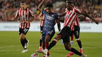 Arsenal menelan kekalahan 0-2 dari Brentford pada laga pembuka Liga Inggris 2021/2022. (ADRIAN DENNIS / AFP)