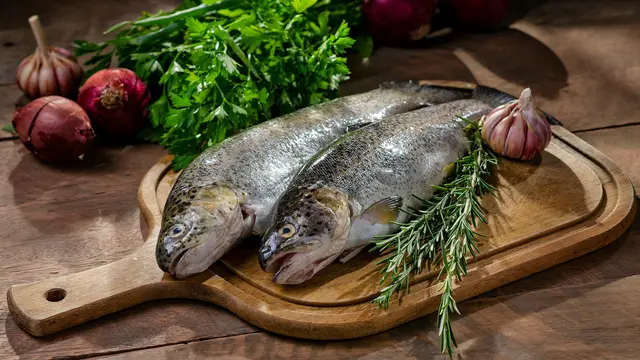 Bersihkan Ikan dengan Benar