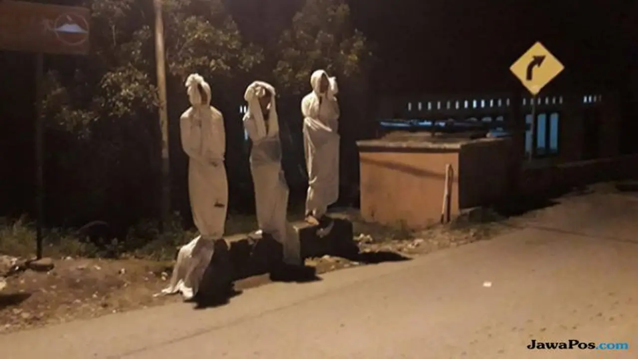 3 Pocong di Gunung Talang Menangis Usai Ditimpuk Batu