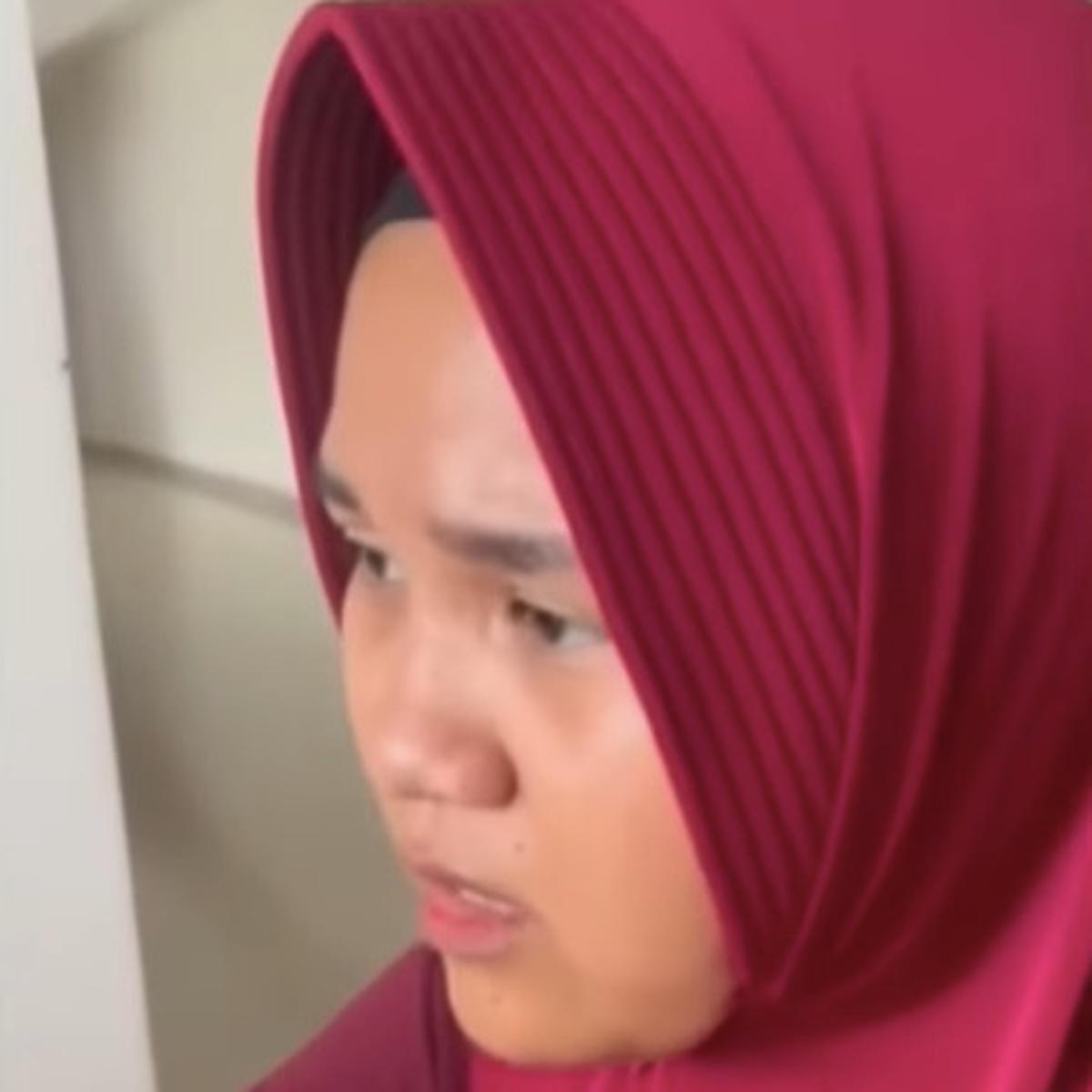 art curi uang majikan