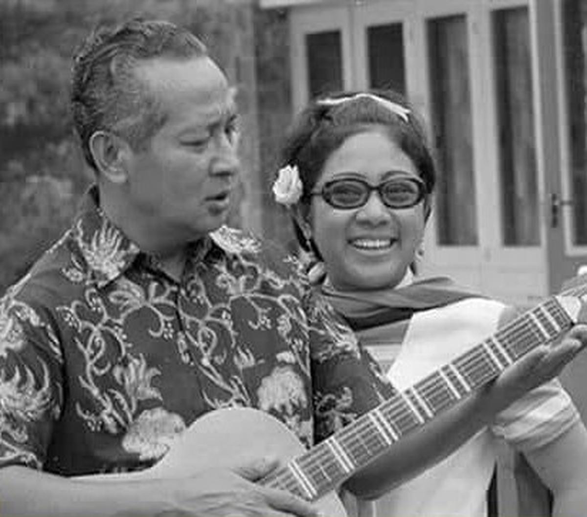 Ungkapan Permintaan Maaf Jadi Sorotan, Intip Potret Kebersamaan Tutut Soeharto dan Sang Ayah
