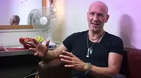 Kankernya Kambuh, Gitaris Def Leppard Ingin Ikut Tur
