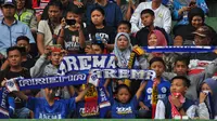 Suporter Arema FC, Aremania. (Bola.com/Iwan Setiawan)