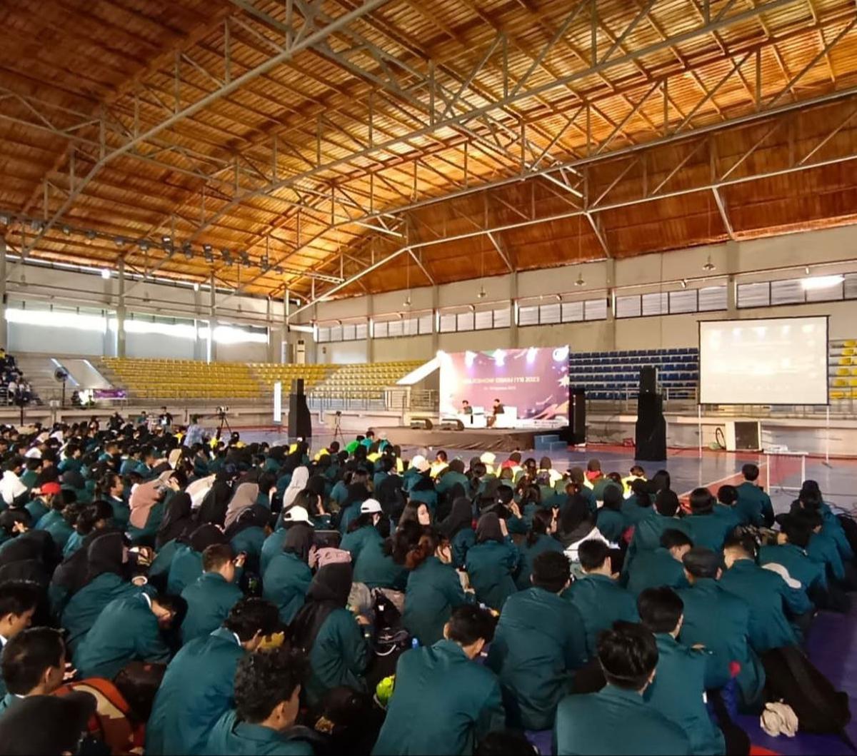 Perselisihan ideologi pun akan membuat juga perang saudara. Negara-negara gagal seperti Syiria, bermula dari perang ideologi. Dia memastikan tidak mempermasalahkan ideologinya,  tetapi ketika tidak sepakat terhadap sebuah ideologi negara itu akan terjadi 