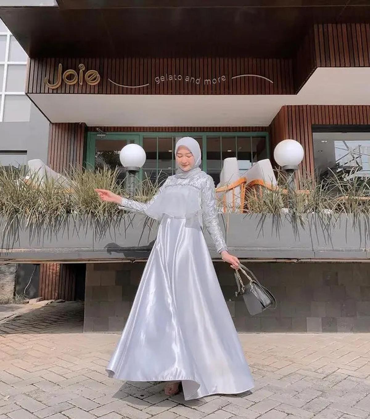 5 Model Gamis Brokat Terbaru untuk Perpisahan Sekolah, Tampil Anggun dan Berkesan di Hari Spesial