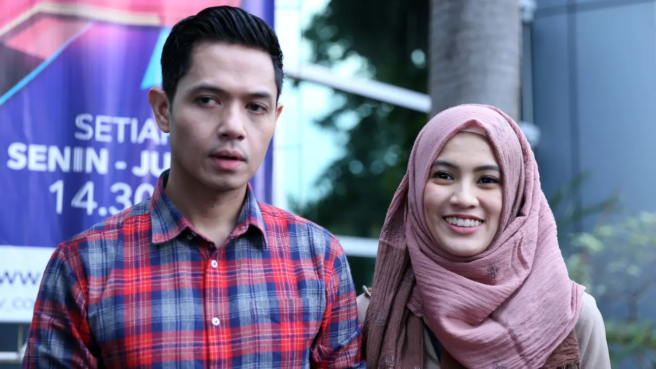 [Bintang] Alyssa Soebandono - Dude Harlino