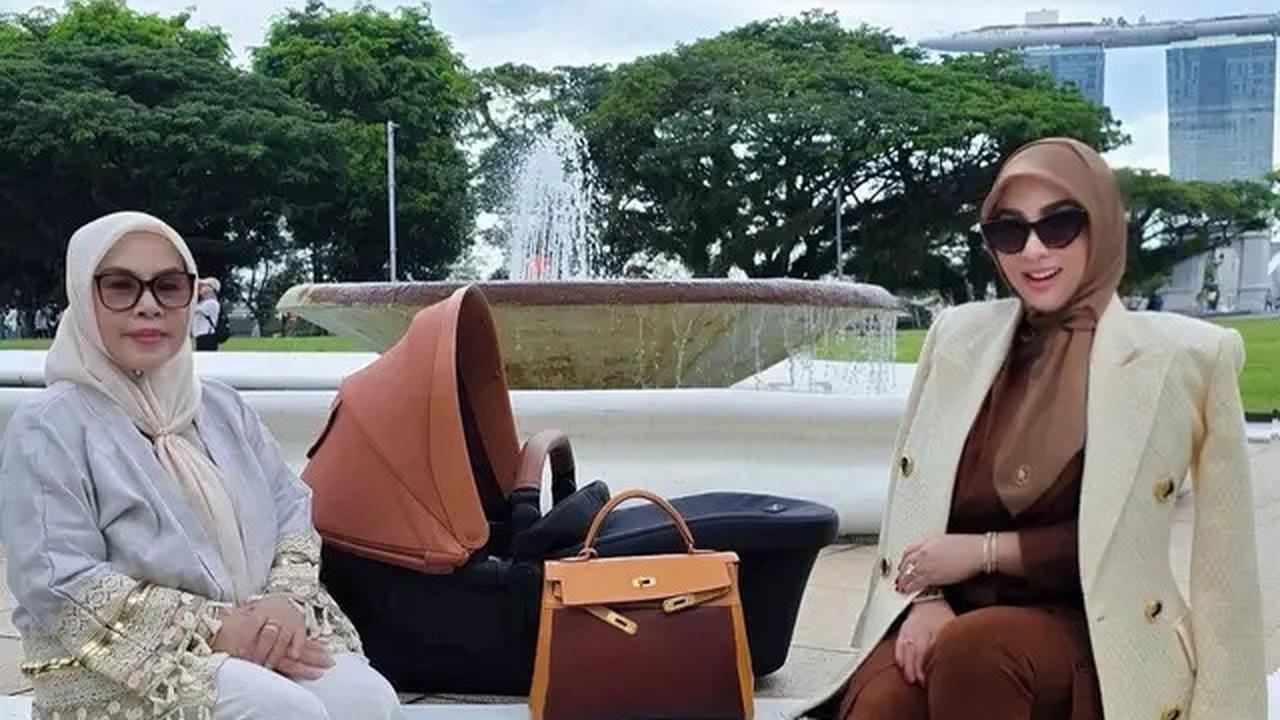 6 Potret Koleksi Tas Hermes Syahrini saat Momong Baby R, Total Harganya Nyaris Rp1 Miliar