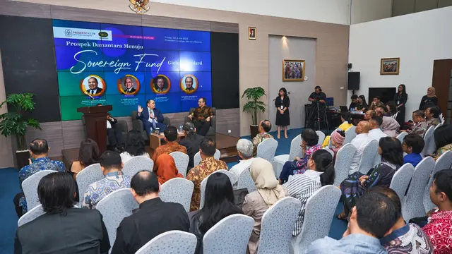Forum Bisnis bertajuk “Prospek Danantara Menuju Sovereign Fund Bertaraf Dunia”