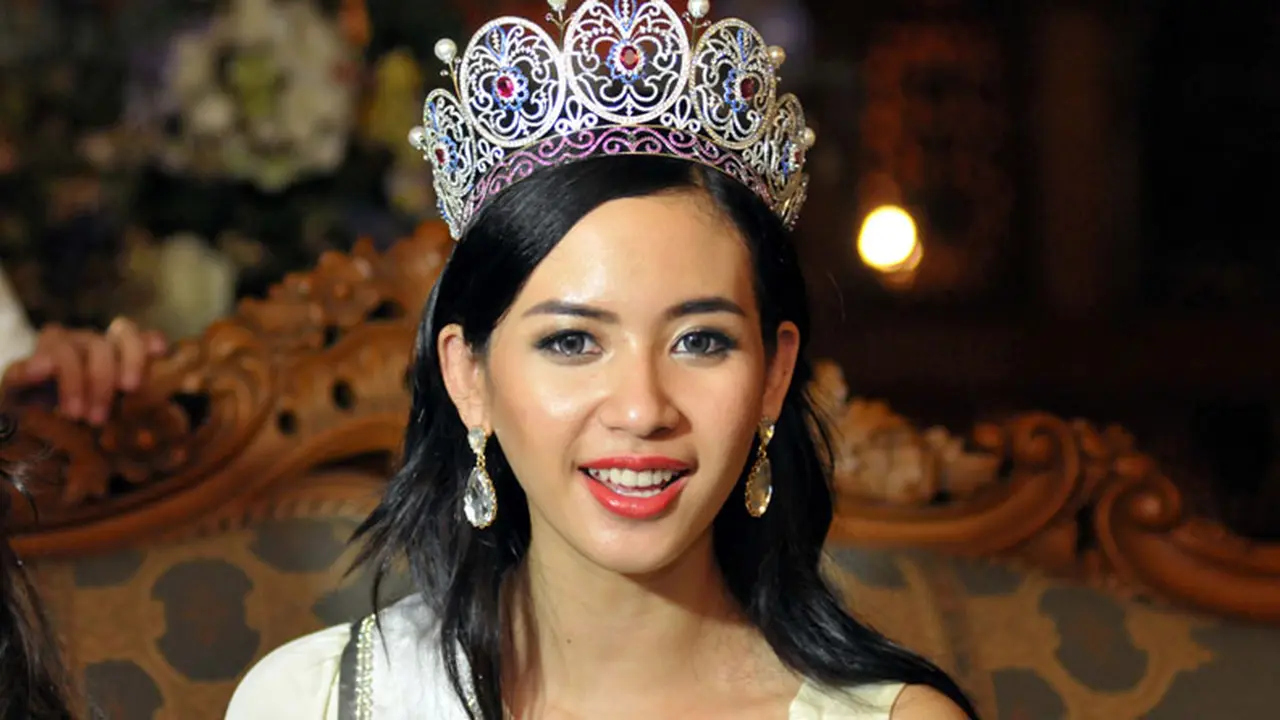 Elvira Devinamira