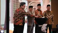Badan Wakaf Indonesia meluncurkan Gerakan Indonesia Berwakaf, ditandai dengan penekanan tombol sirine, bersamaan dengan Malam Puncak Harlah ke-17 BWI di Jakarta. (Istimewa)