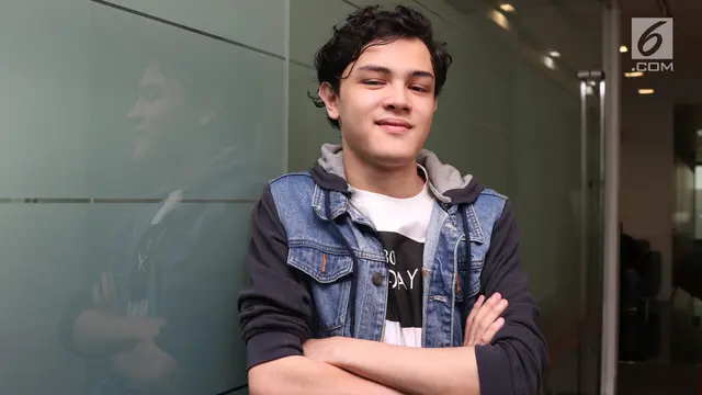 Pemain film Danur 2, Shawn Adrian